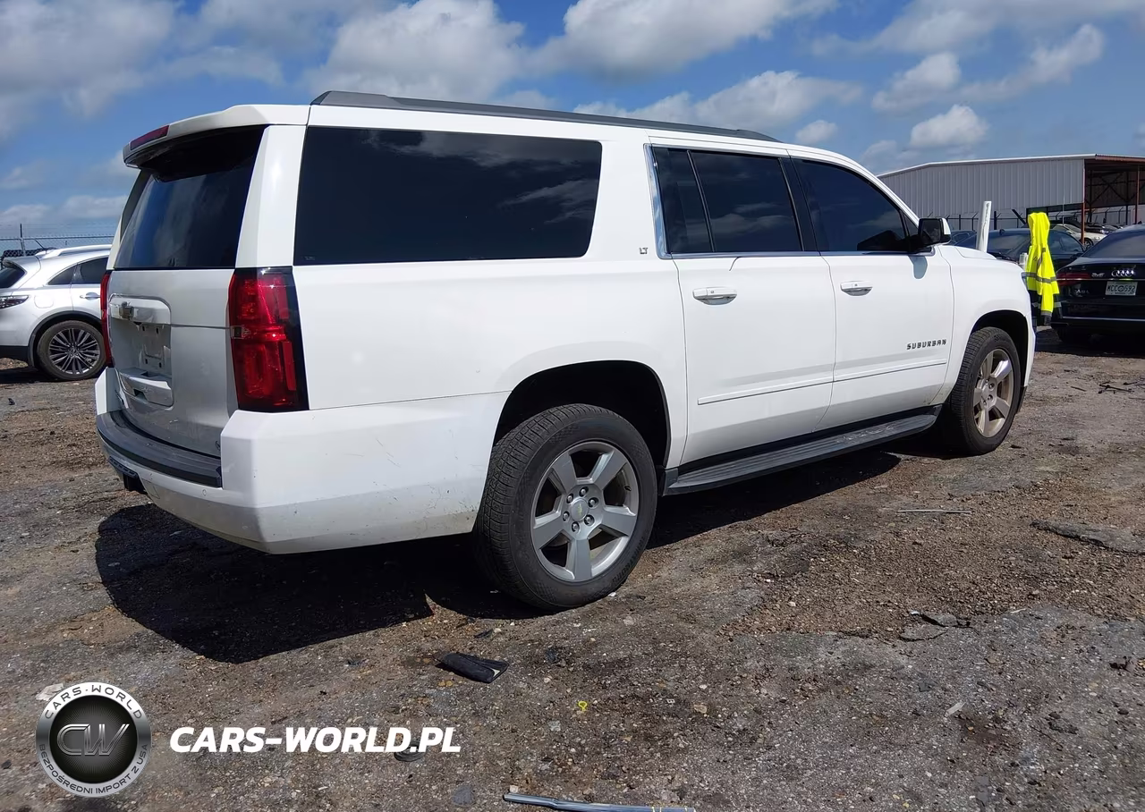 2017 Chevrolet Suburban Lt VIN:1GNSCHKC0HR326143 - 4