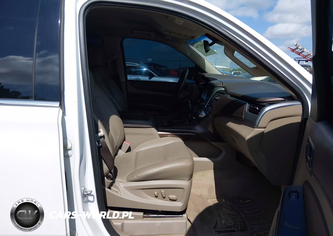 2017 Chevrolet Suburban Lt VIN:1GNSCHKC0HR326143 - 5