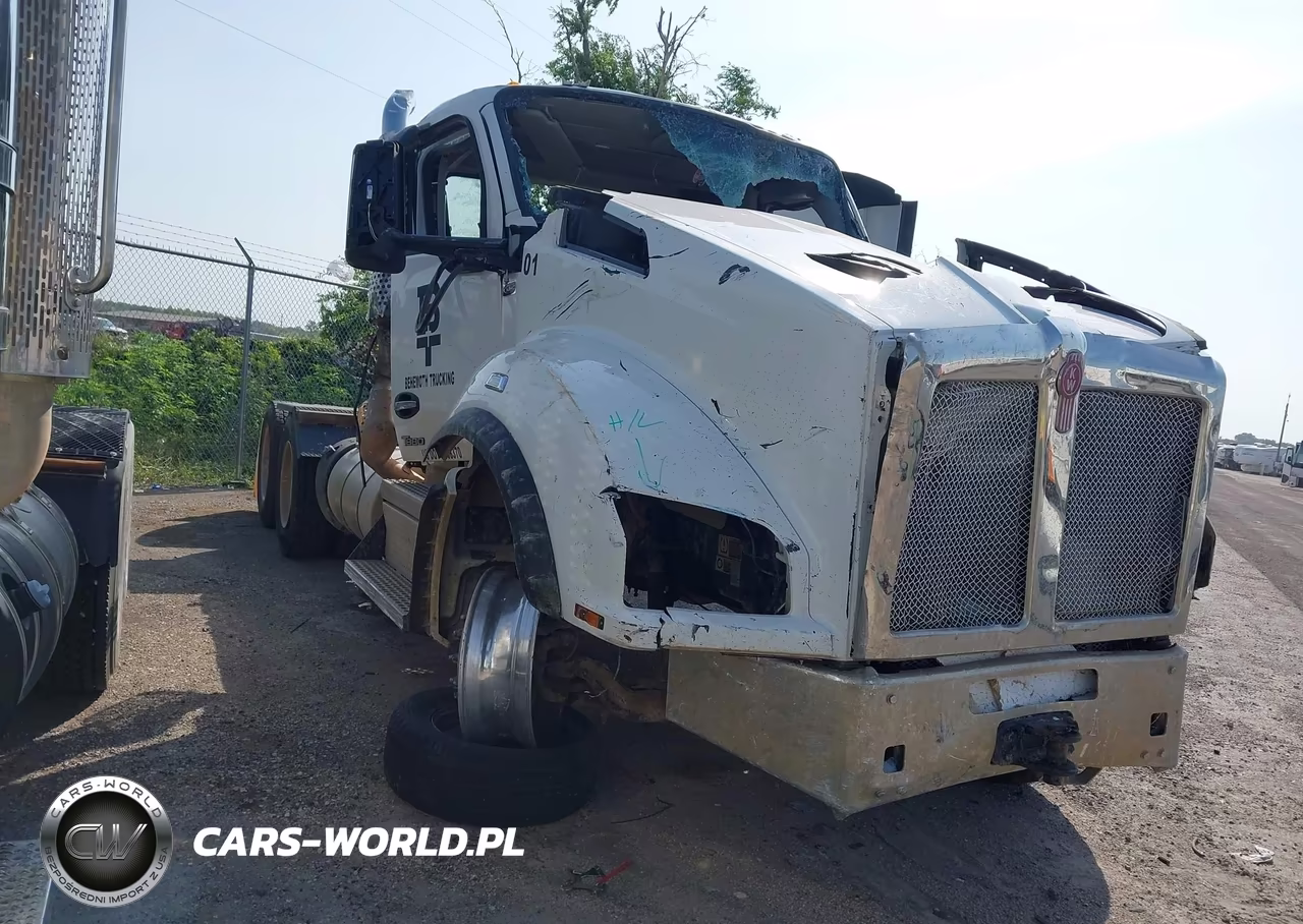 2025 Kenworth T880
