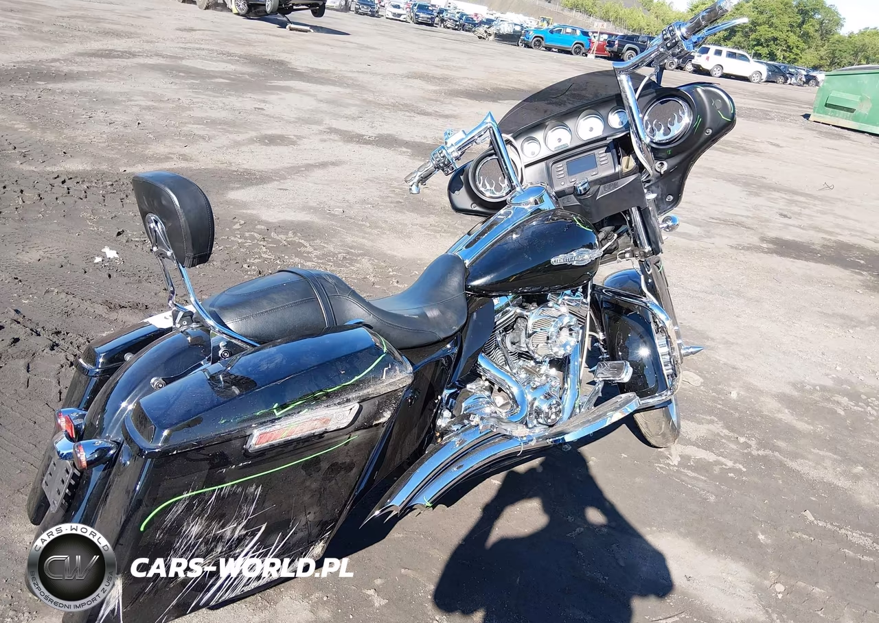 2014 Harley-Davidson Flhx Shrine Street Glide VIN:1HD1KPM13EB701376 - 4