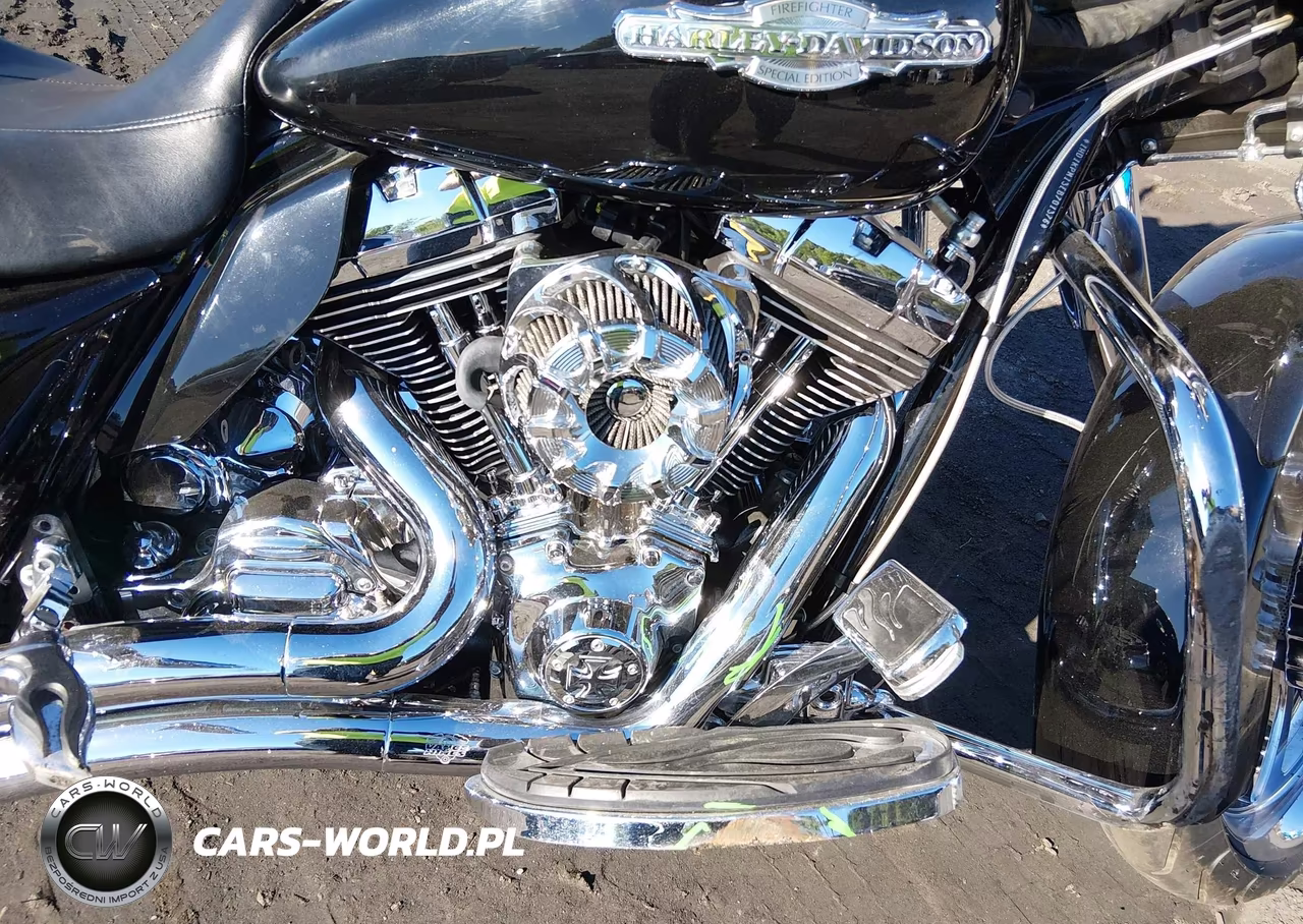 2014 Harley-Davidson Flhx Shrine Street Glide VIN:1HD1KPM13EB701376 - 8