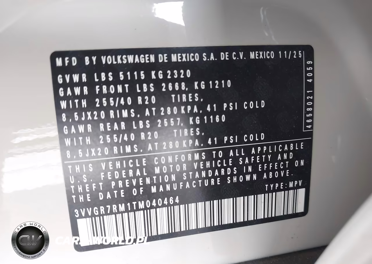 2026 Volkswagen Tiguan Se R-Line Black VIN:3VVGR7RM1TM040464 - 9