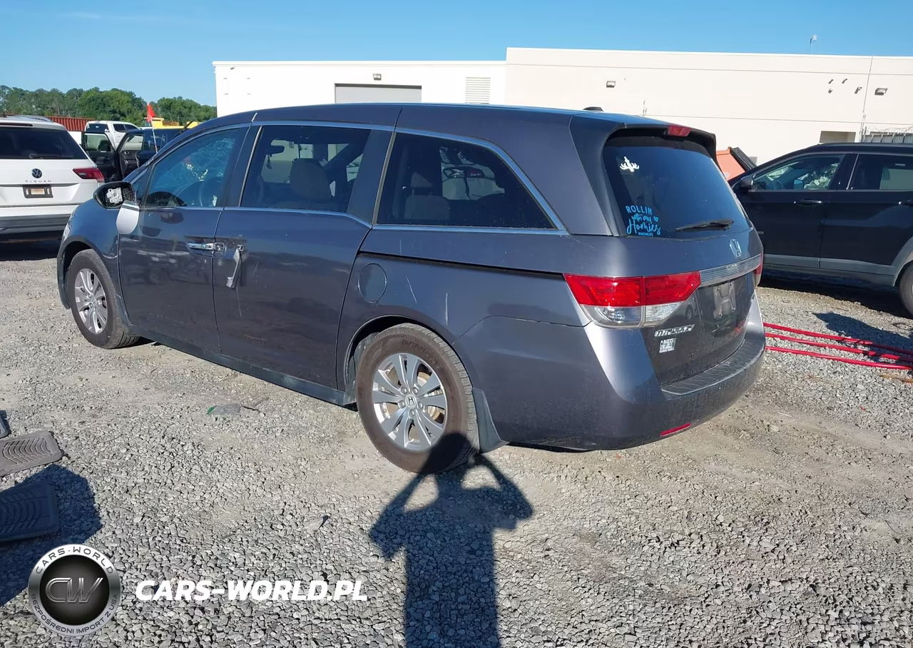 2016 Honda Odyssey Se VIN:5FNRL5H33GB025268 - 3