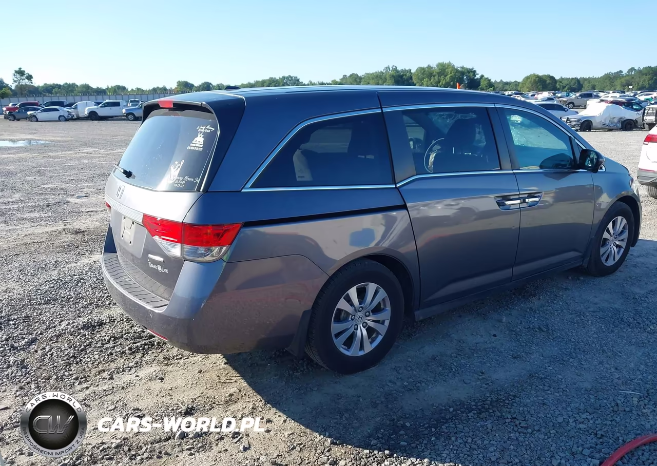 2016 Honda Odyssey Se VIN:5FNRL5H33GB025268 - 4