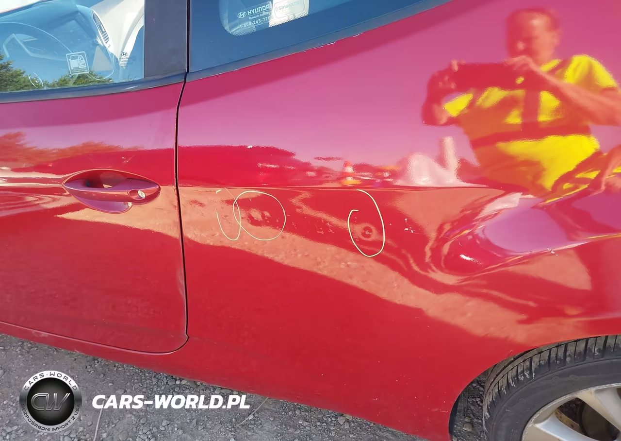 2017 Hyundai Veloster VIN:KMHTC6AD6HU317452 - 14