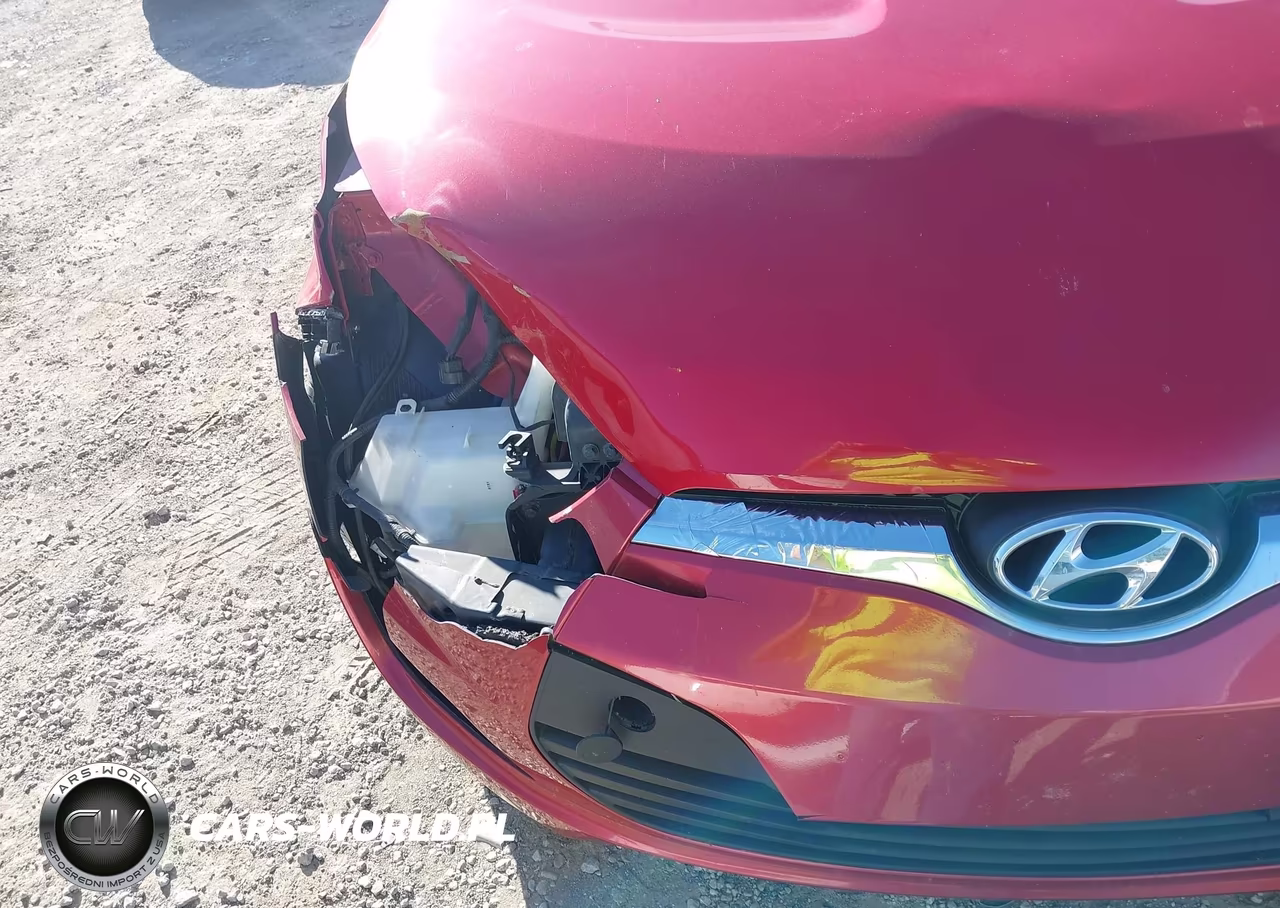 2017 Hyundai Veloster VIN:KMHTC6AD6HU317452 - 16