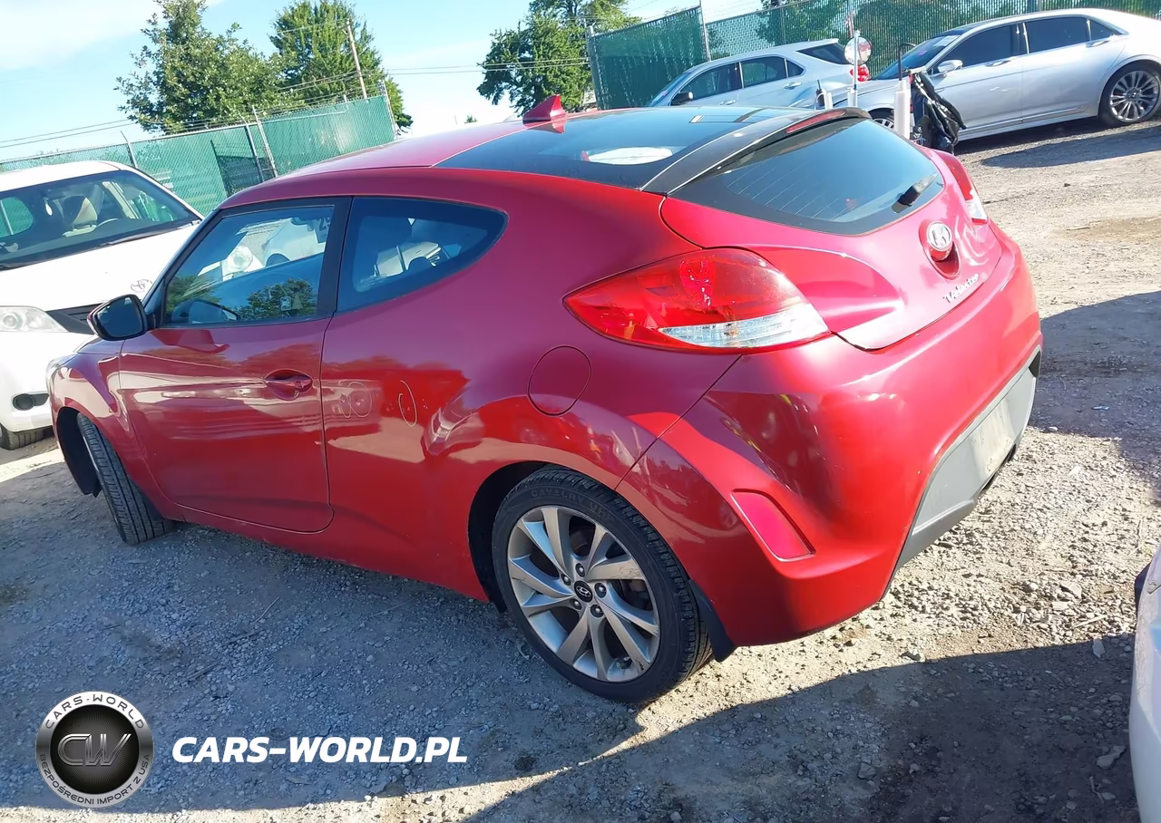 2017 Hyundai Veloster VIN:KMHTC6AD6HU317452 - 3