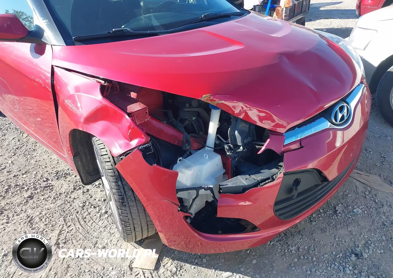 2017 Hyundai Veloster VIN:KMHTC6AD6HU317452 - 6