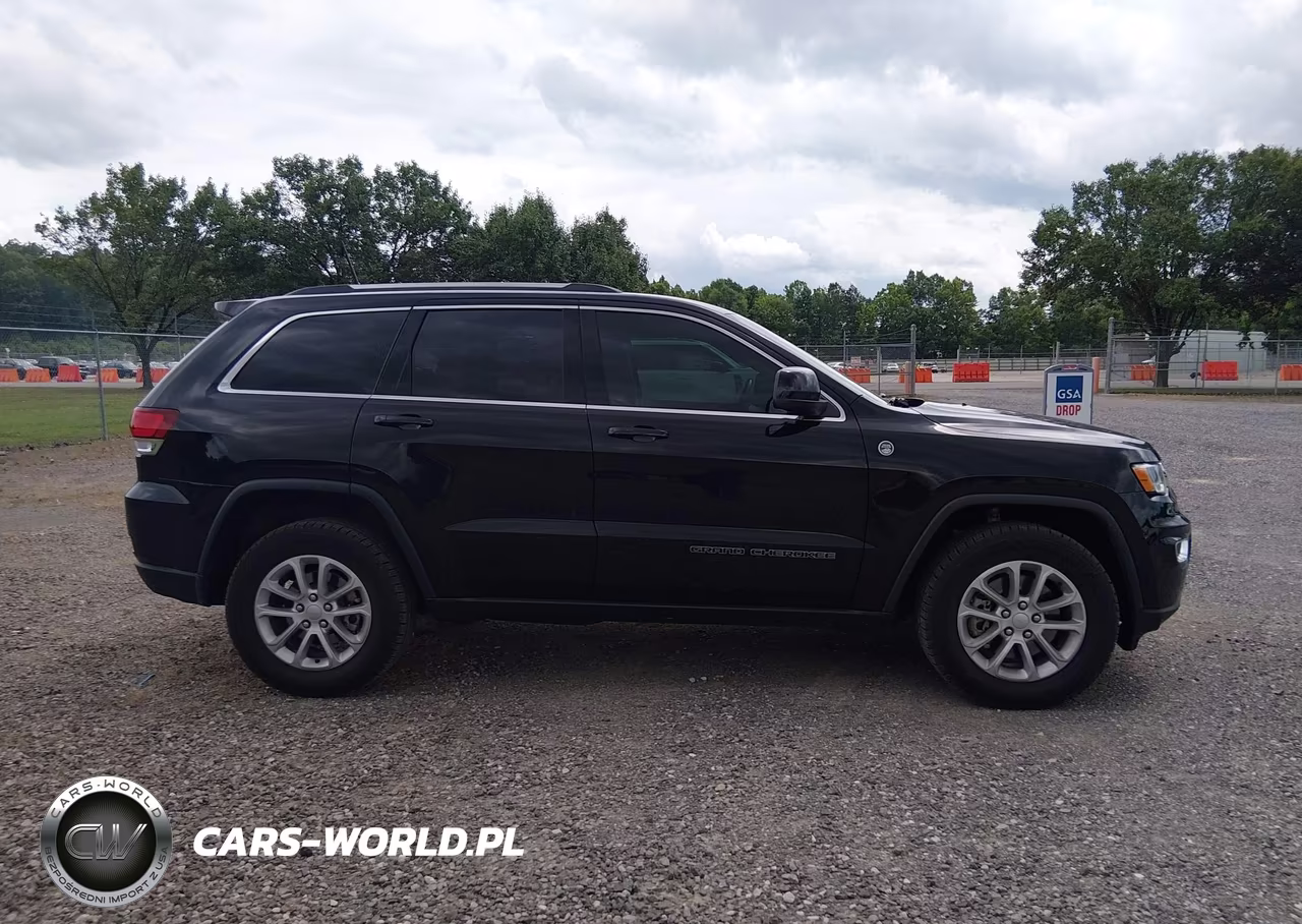 2021 Jeep Grand Cherokee Laredo E 4X4 VIN:1C4RJFAG8MC793703 - 14