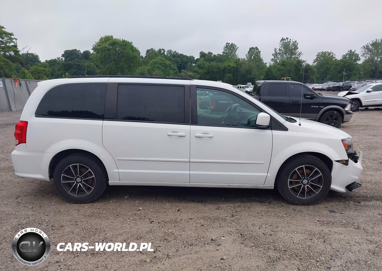 2017 Dodge Grand Caravan Gt VIN:2C4RDGEG9HR860815 - 13