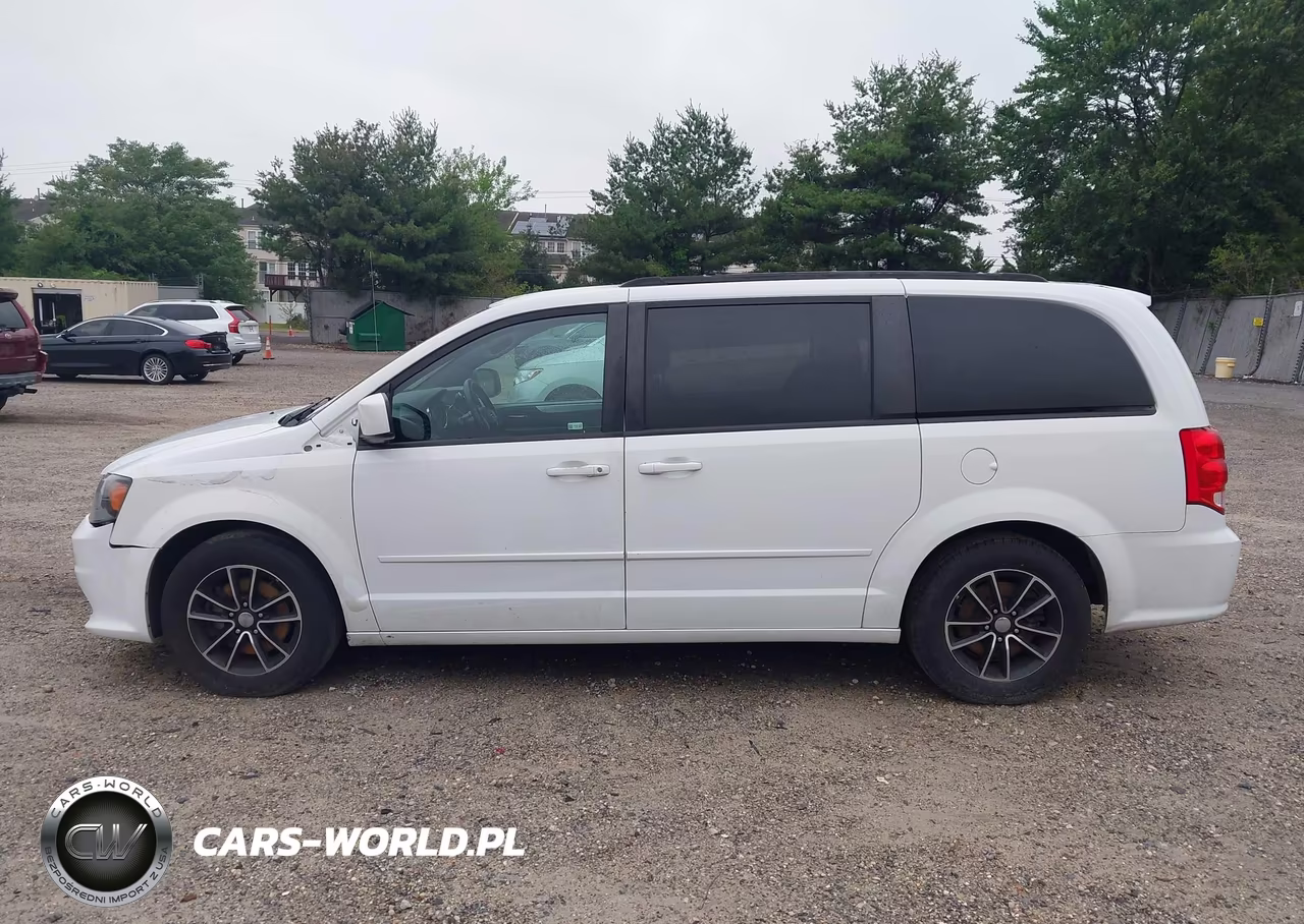 2017 Dodge Grand Caravan Gt VIN:2C4RDGEG9HR860815 - 14