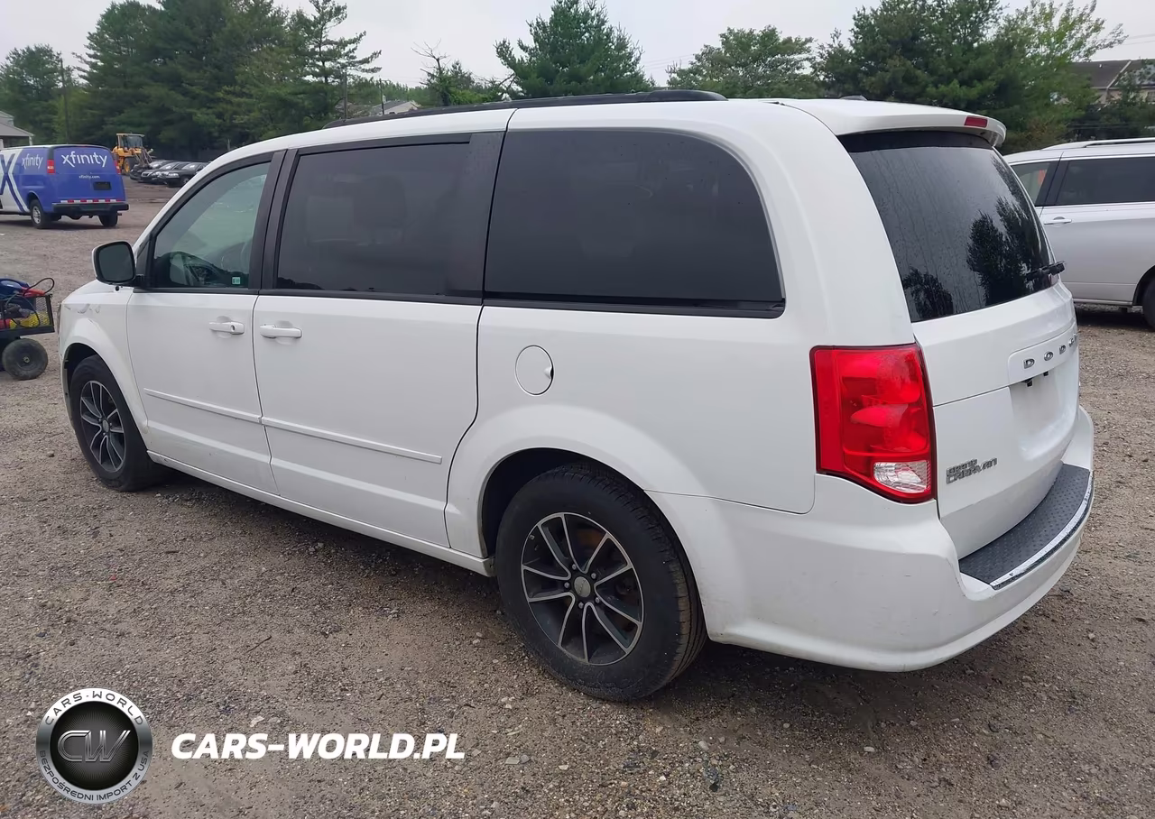 2017 Dodge Grand Caravan Gt VIN:2C4RDGEG9HR860815 - 3
