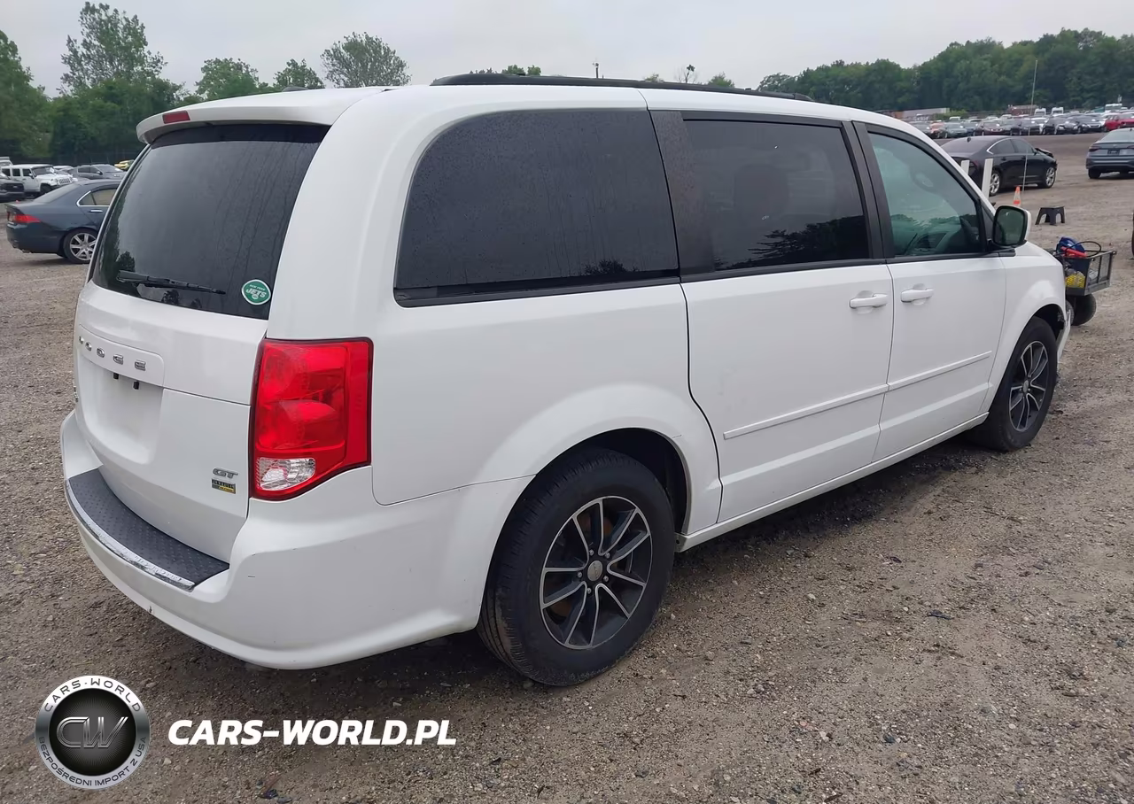 2017 Dodge Grand Caravan Gt VIN:2C4RDGEG9HR860815 - 4