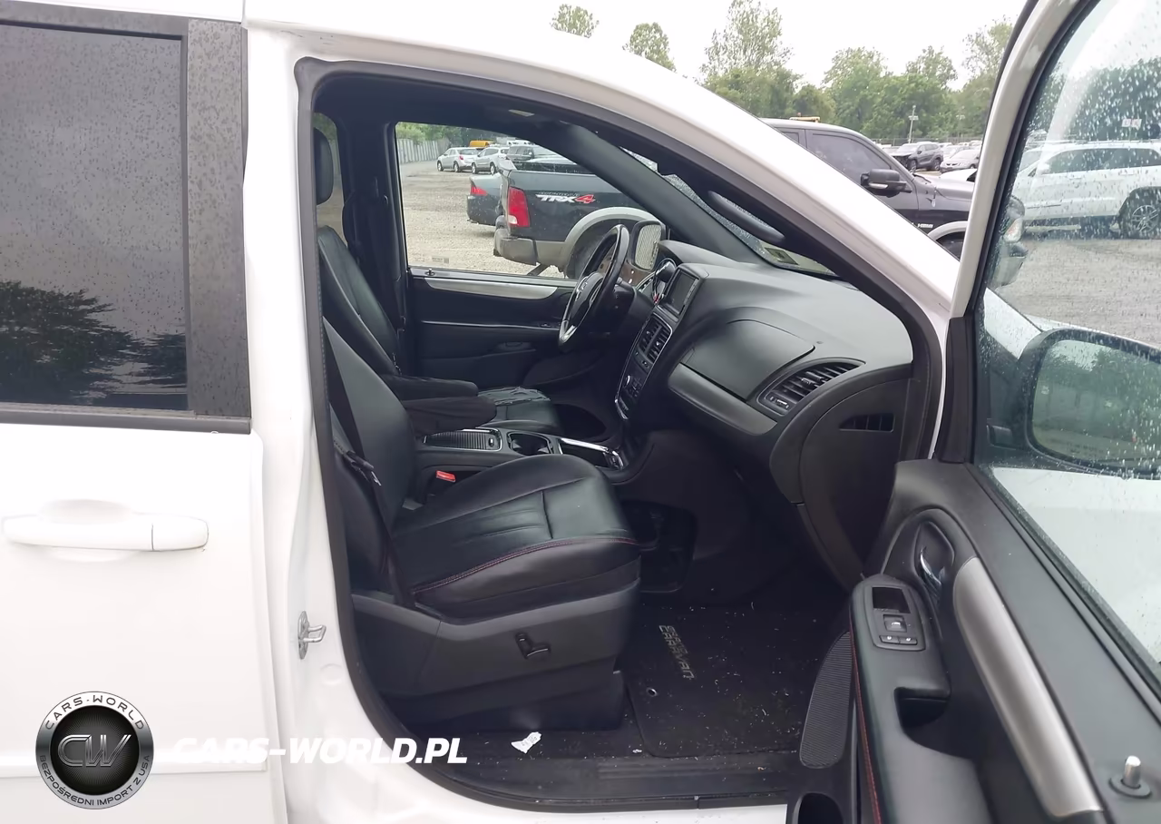 2017 Dodge Grand Caravan Gt VIN:2C4RDGEG9HR860815 - 5