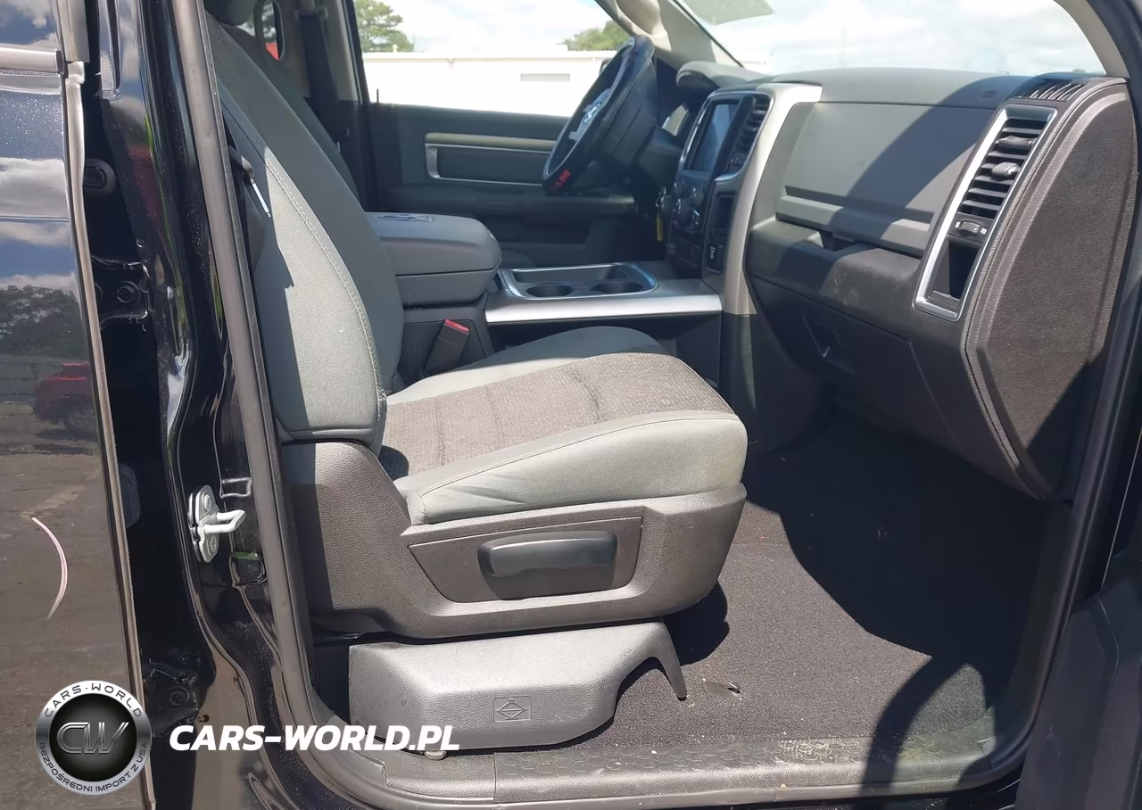 2019 Ram 1500 Classic Warlock 4X2 6'4 Box VIN:1C6RR6GT9KS716538 - 5