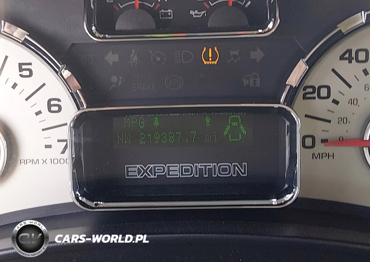 2011 Ford Expedition El Xlt VIN:1FMJK1J57BEF30854 - 15