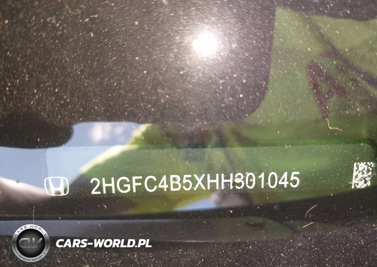 2017 Honda Civic Lx VIN:2HGFC4B5XHH301045 - 18