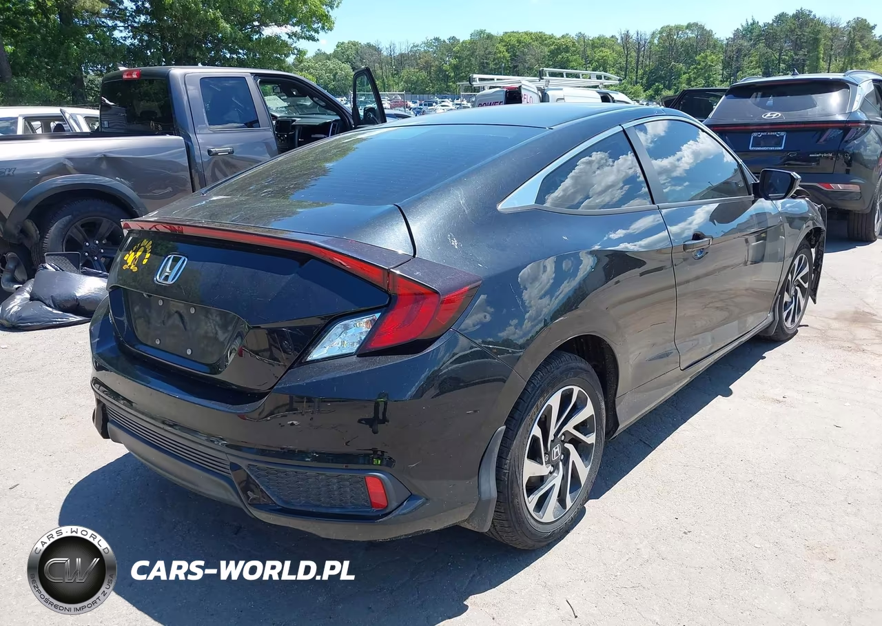2017 Honda Civic Lx VIN:2HGFC4B5XHH301045 - 4