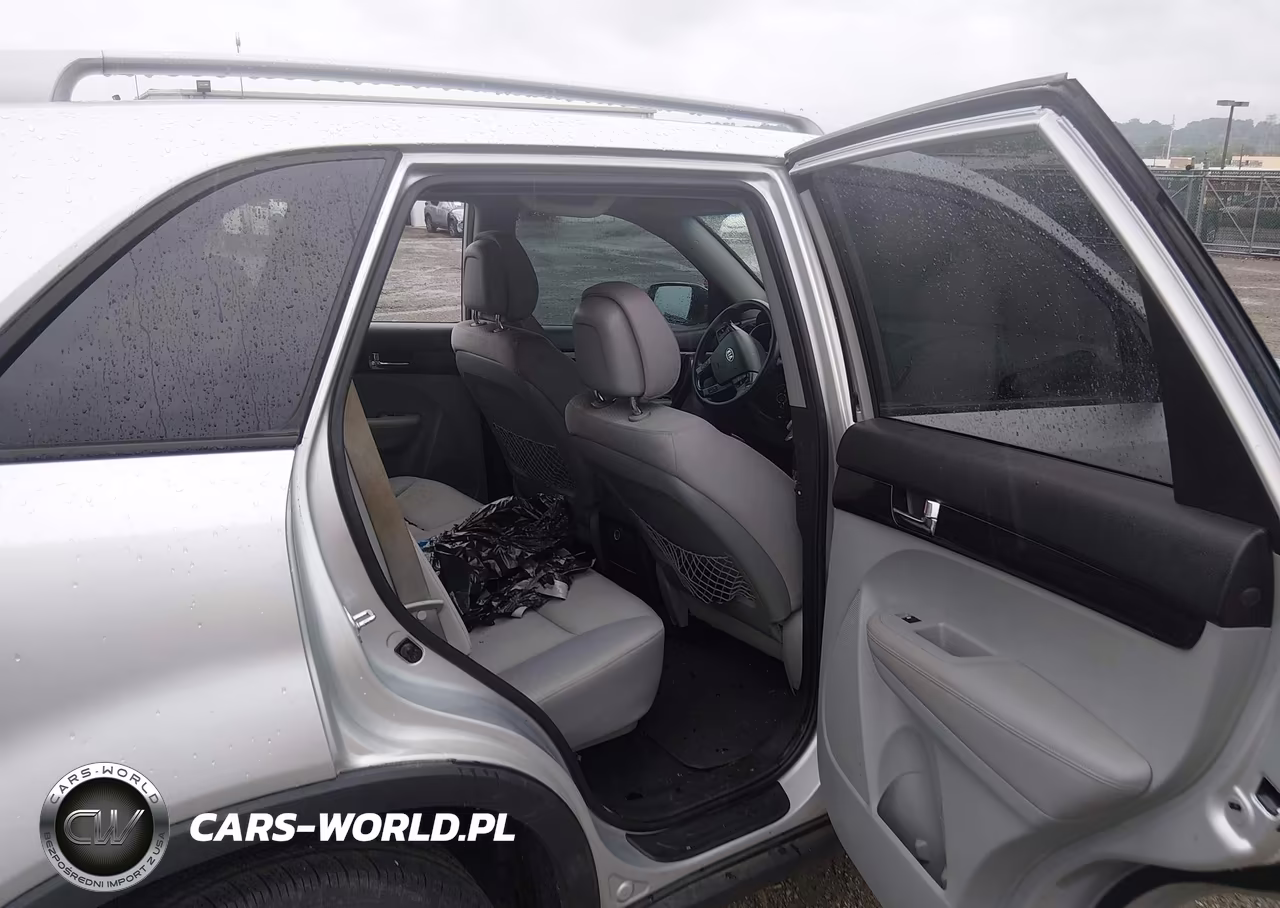 2011 Kia Sorento Lx VIN:5XYKT3A11BG090894 - 8