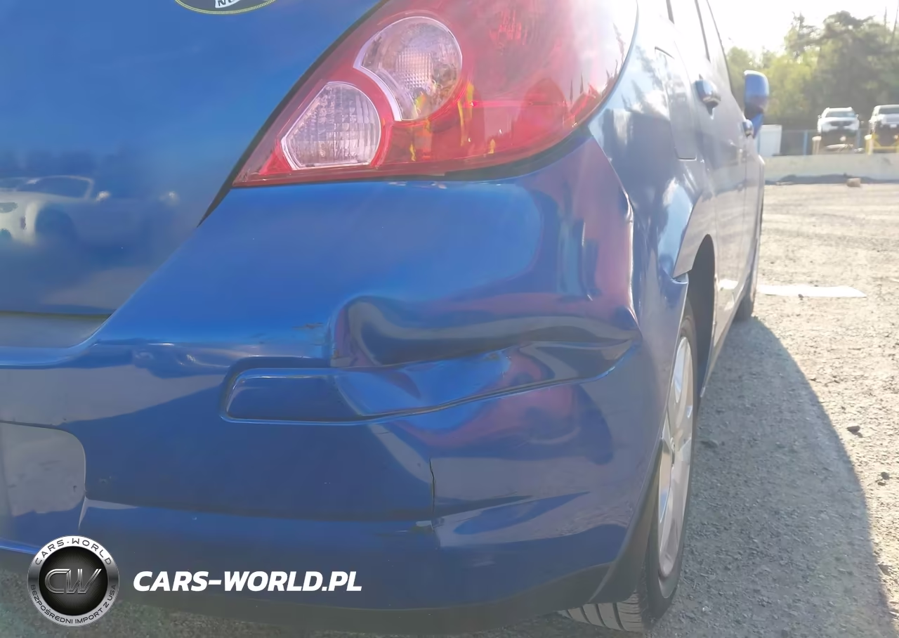 2011 Nissan Versa 1.8S VIN:3N1BC1CP9BL494219 - 13