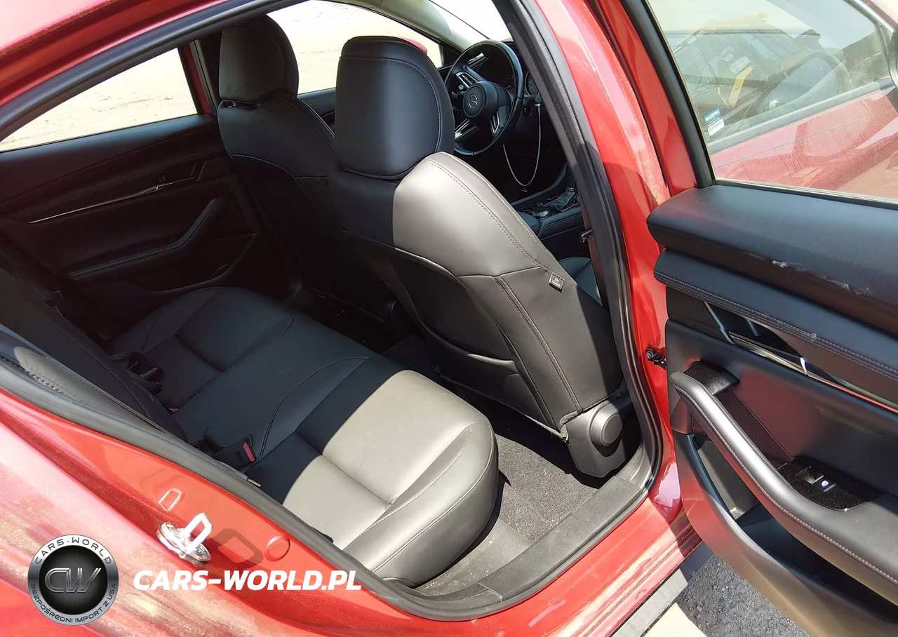 2019 Mazda Mazda3 Preferred Package VIN:3MZBPADL4KM106513 - 8