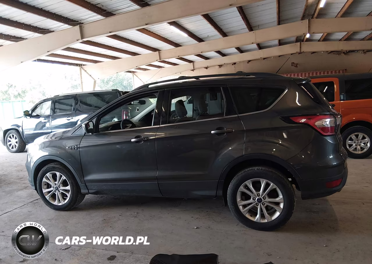2018 Ford Escape Se VIN:1FMCU0GD0JUA72865 - 14