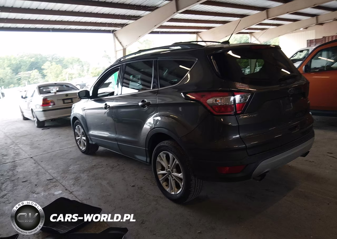 2018 Ford Escape Se VIN:1FMCU0GD0JUA72865 - 3