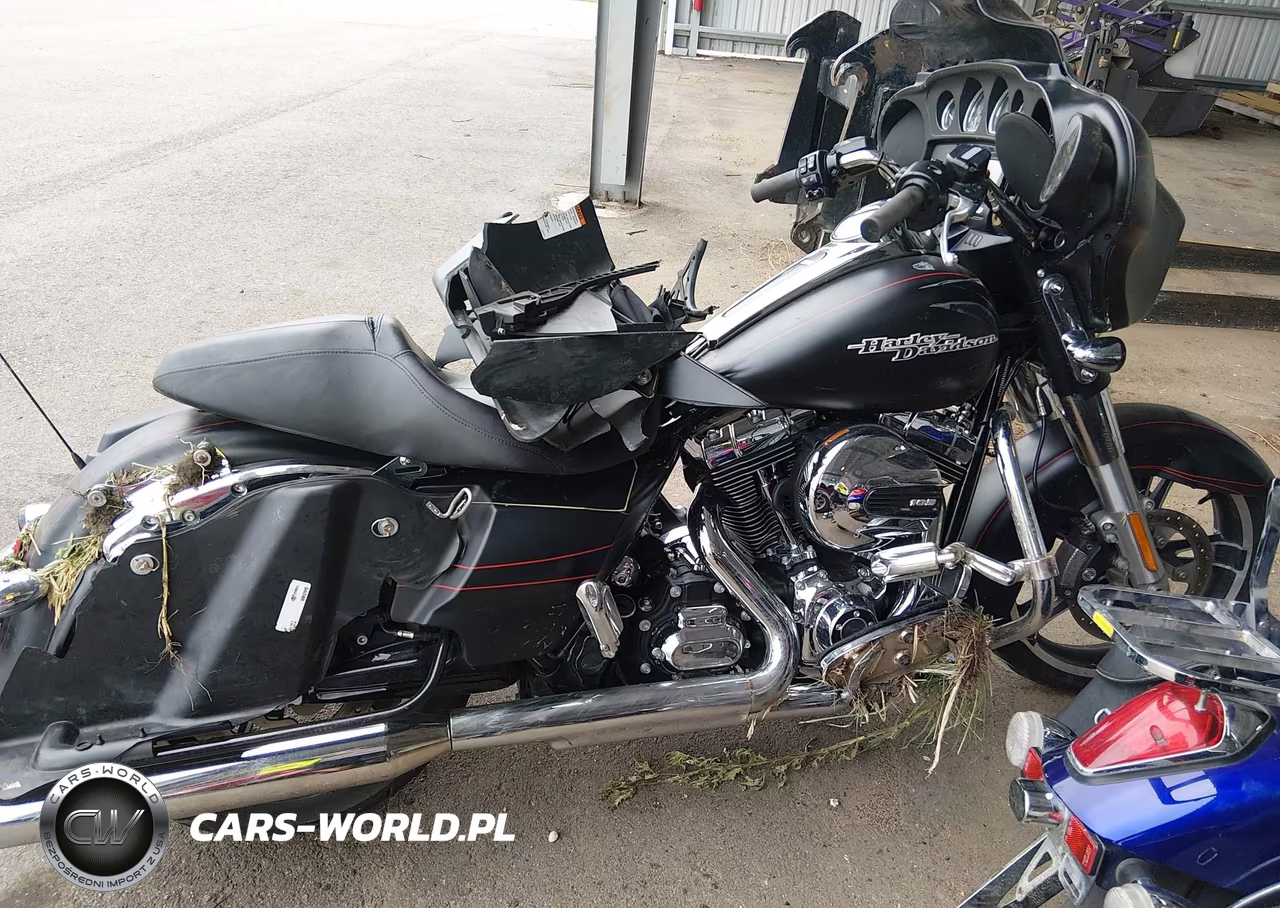 2016 Harley-Davidson Flhxs Street Glide Special VIN:1HD1KRM12GB627866 - 11