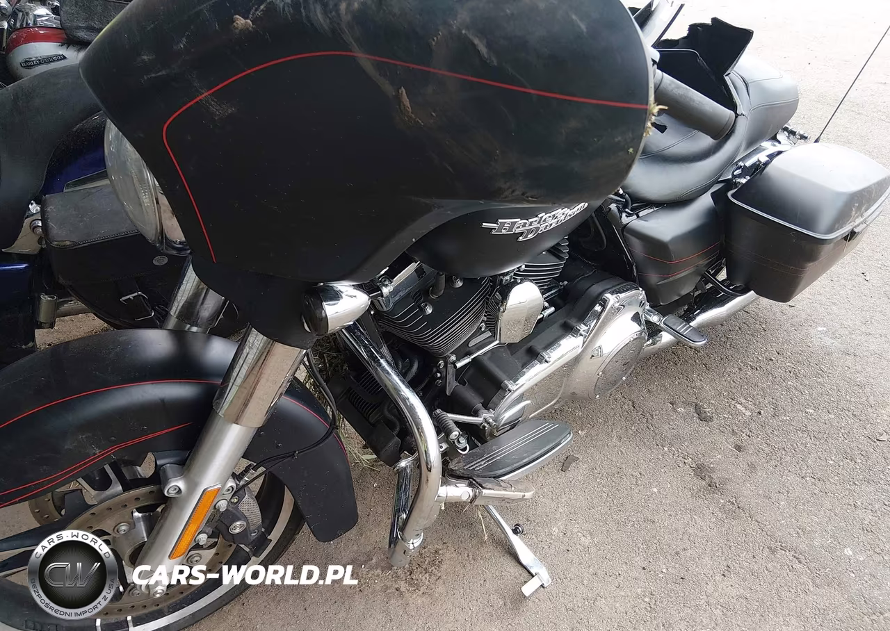 2016 Harley-Davidson Flhxs Street Glide Special VIN:1HD1KRM12GB627866 - 13