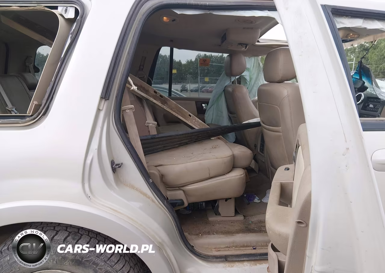 2006 Ford Expedition Limited VIN:1FMFU20596LA27335 - 8