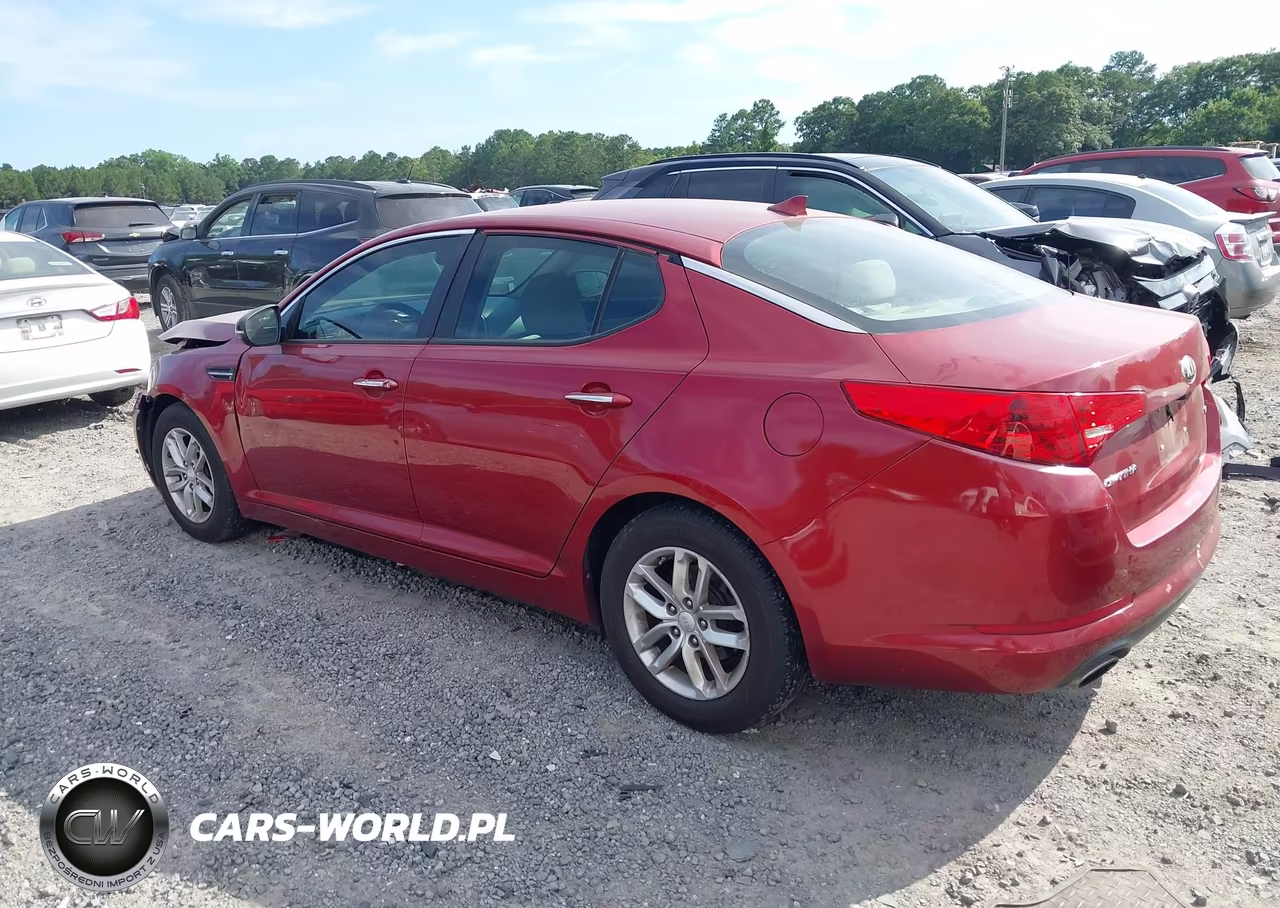 2013 Kia Optima Lx VIN:5XXGM4A75DG107314 - 3