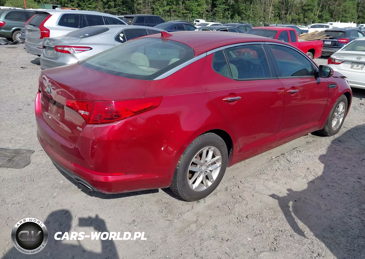 2013 Kia Optima Lx VIN:5XXGM4A75DG107314 - 4