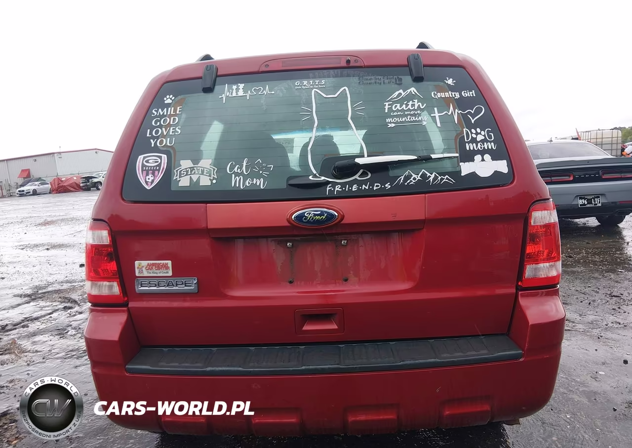 2011 Ford Escape Xls VIN:1FMCU0C78BKC12982 - 16