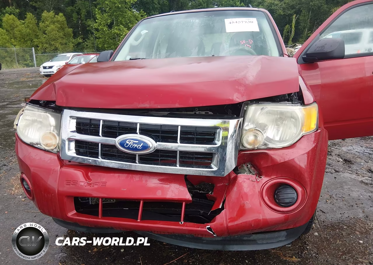 2011 Ford Escape Xls VIN:1FMCU0C78BKC12982 - 6