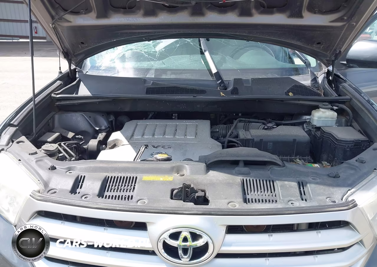 2011 Toyota Highlander Base V6 VIN:5TDBK3EH4BS071138 - 10