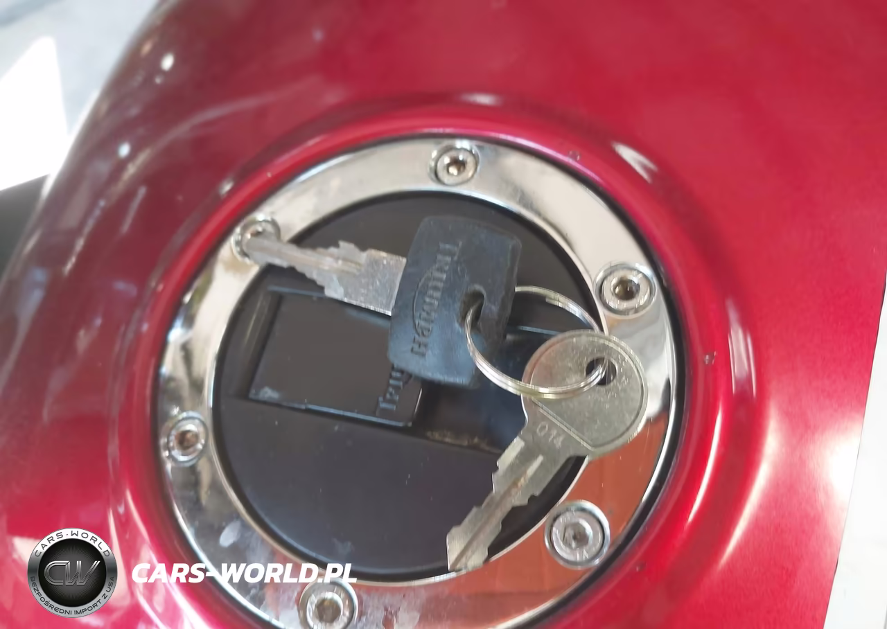 2005 Triumph Motorcycle Rocket Iii VIN:SMTC00L4X5J224262 - 11