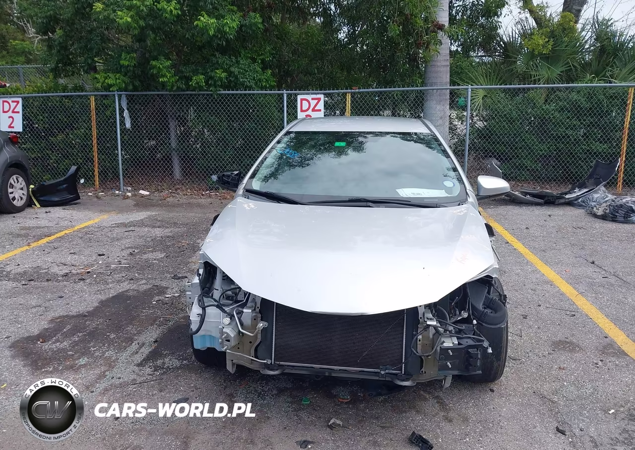 2019 Toyota Corolla Le VIN:5YFBURHE8KP871335 - 13