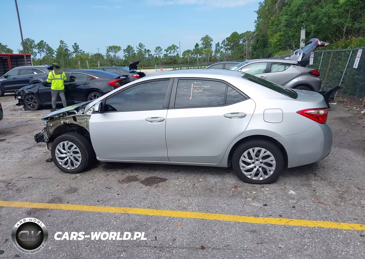 2019 Toyota Corolla Le VIN:5YFBURHE8KP871335 - 15