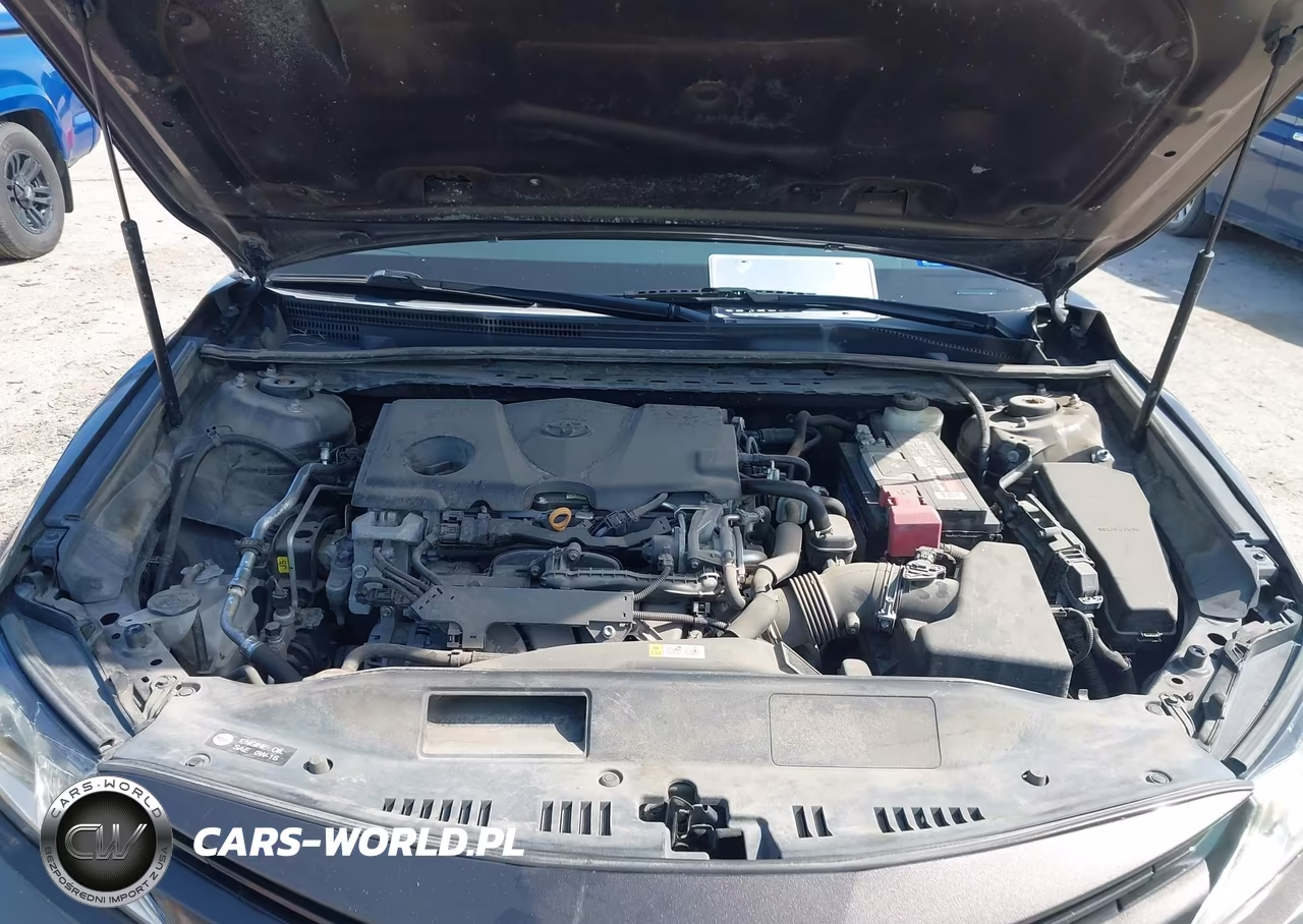 2018 Toyota Camry Le VIN:4T1B11HK0JU611329 - 10