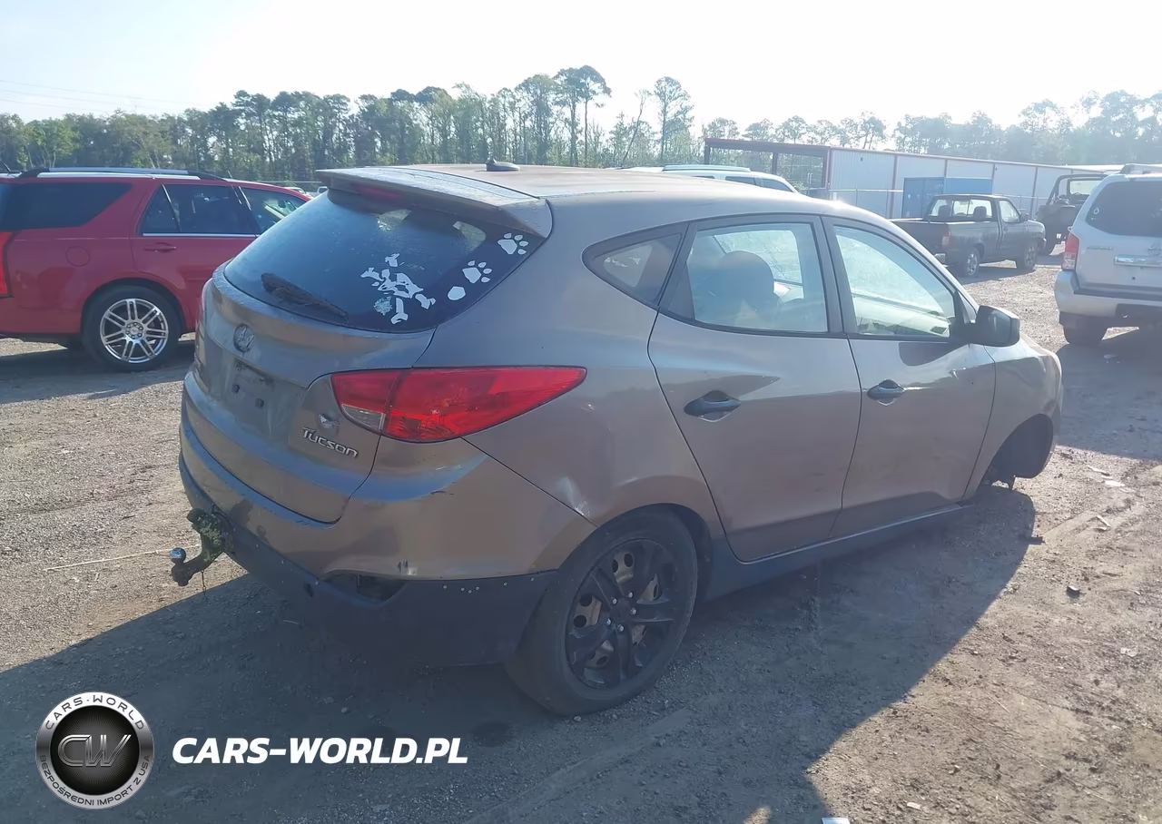 2010 Hyundai Tucson Gls VIN:KM8JT3AC2AU078341 - 4