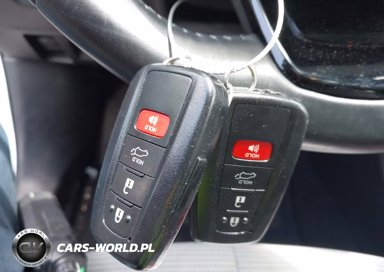 2020 Toyota Highlander Le VIN:5TDZZRAH7LS009592 - 11