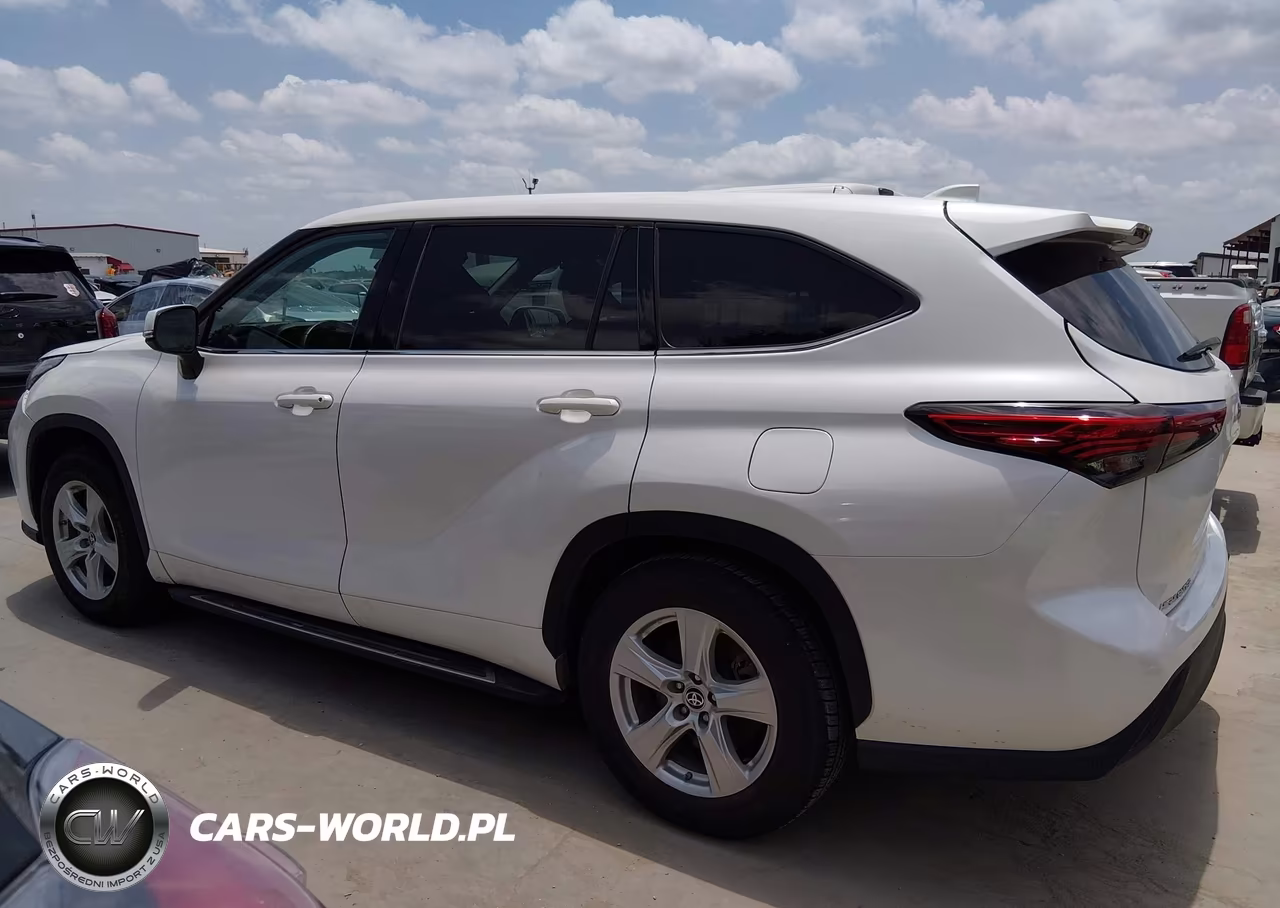 2020 Toyota Highlander Le VIN:5TDZZRAH7LS009592 - 14