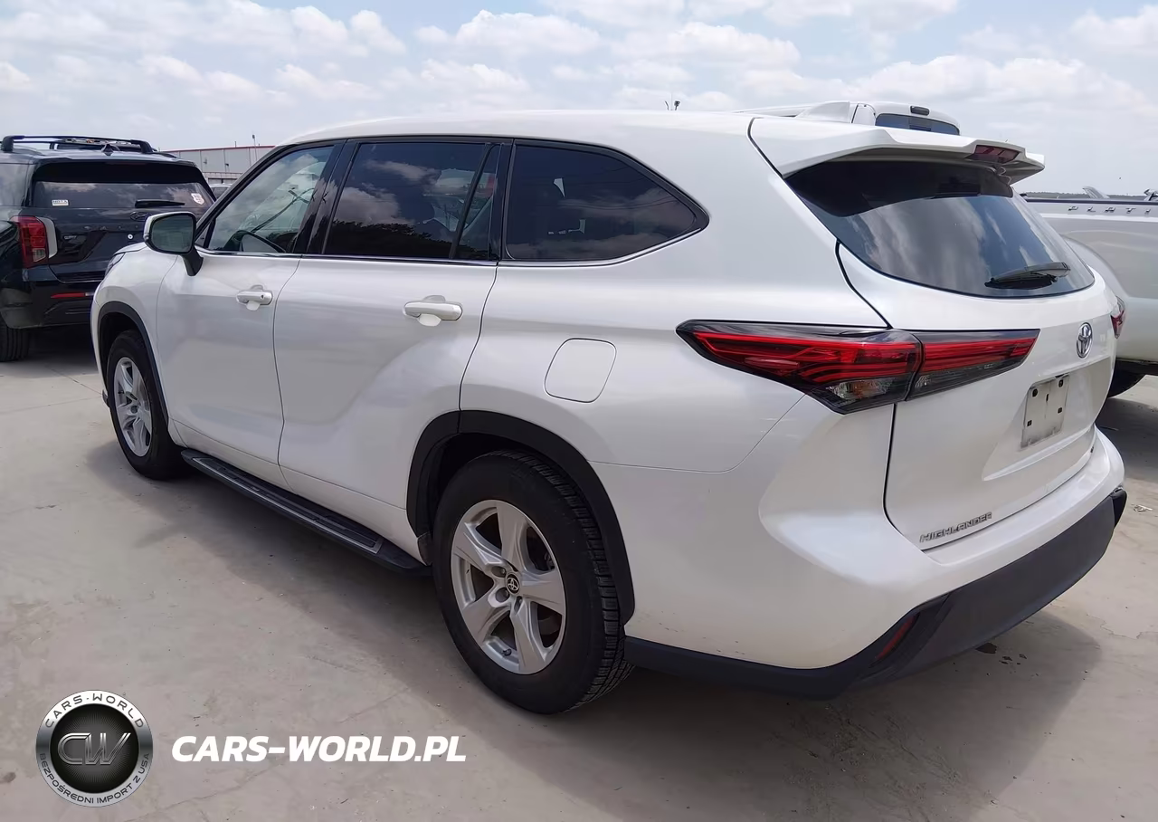 2020 Toyota Highlander Le VIN:5TDZZRAH7LS009592 - 3