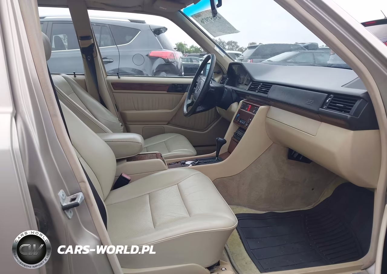 1992 Mercedes-Benz 400 E VIN:WDBEA34E7NB659651 - 5