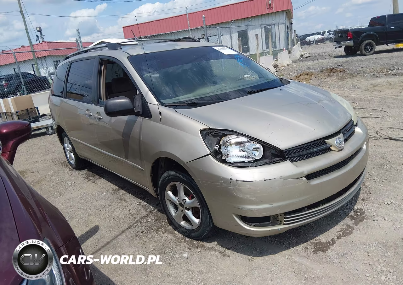 2004 Toyota Sienna Le