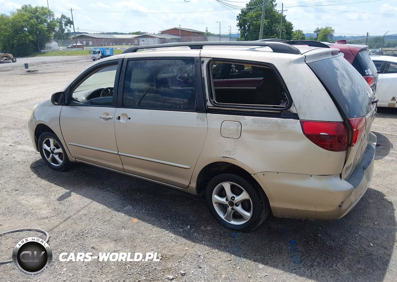 2004 Toyota Sienna Le VIN:5TDZA23C54S150839 - 3