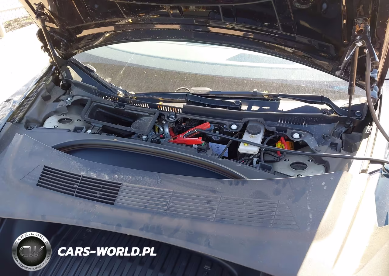 2025 Tesla Model 3 Performance All-Wheel Drive VIN:5YJ3E1ET2SF077433 - 10