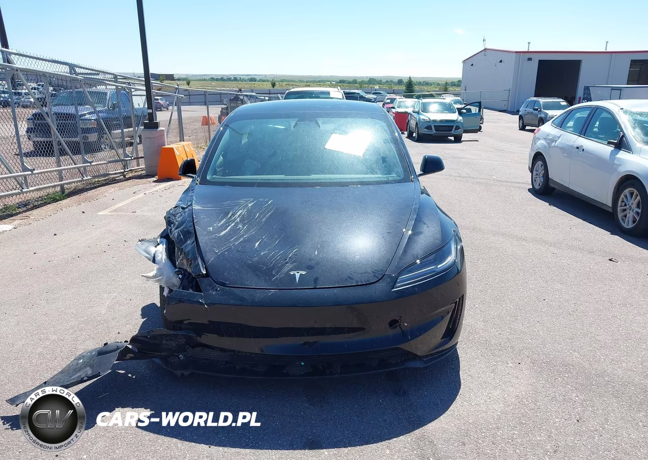2025 Tesla Model 3 Performance All-Wheel Drive VIN:5YJ3E1ET2SF077433 - 15
