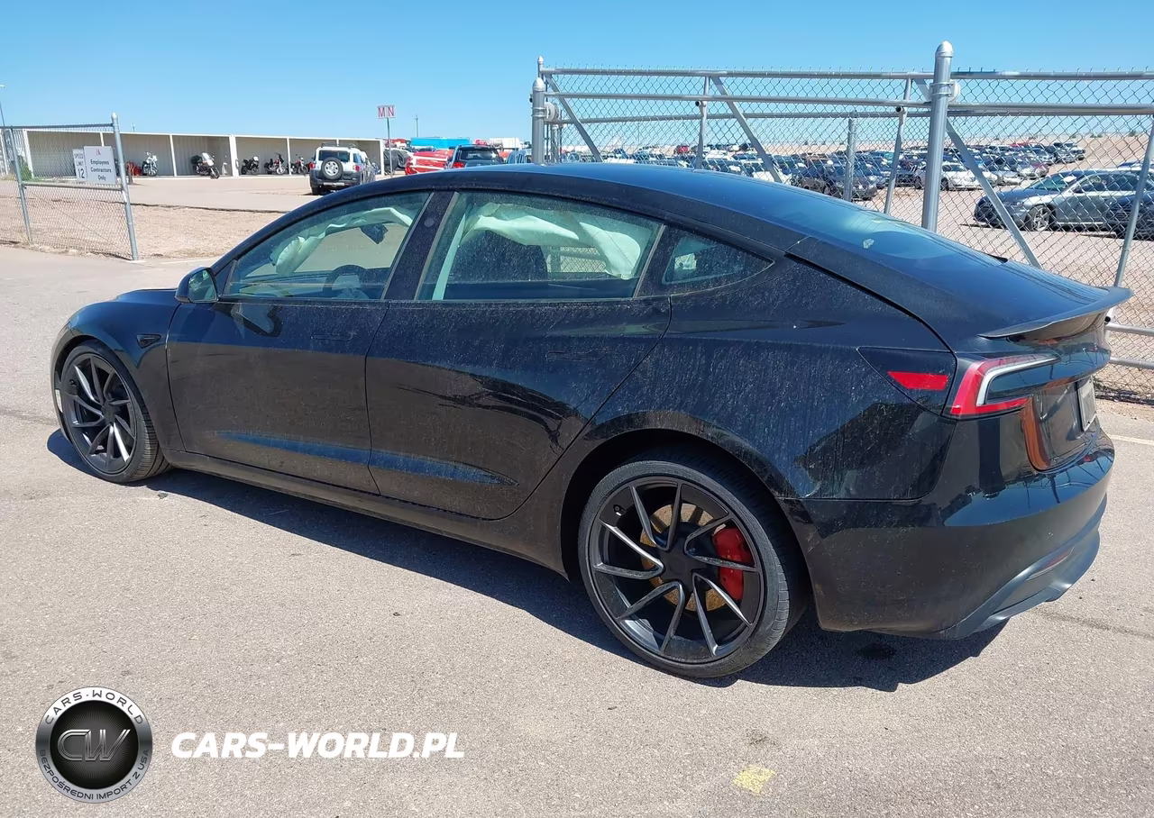 2025 Tesla Model 3 Performance All-Wheel Drive VIN:5YJ3E1ET2SF077433 - 3