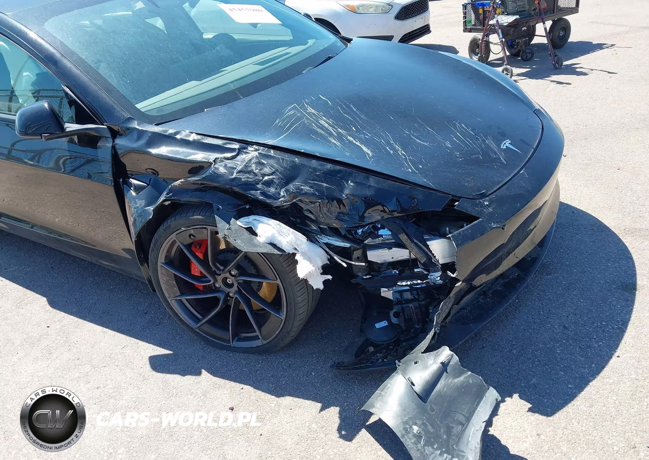 2025 Tesla Model 3 Performance All-Wheel Drive VIN:5YJ3E1ET2SF077433 - 6